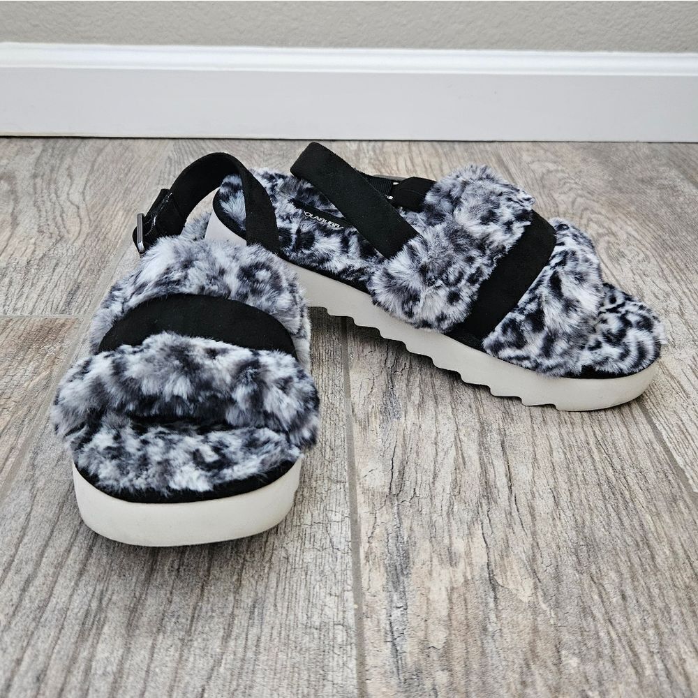 NWOT Koolaburra by UGG Black White Cheetah Adjustable Slide Sandals Fuzz'd Out